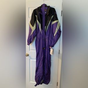 Descente Ski Suit